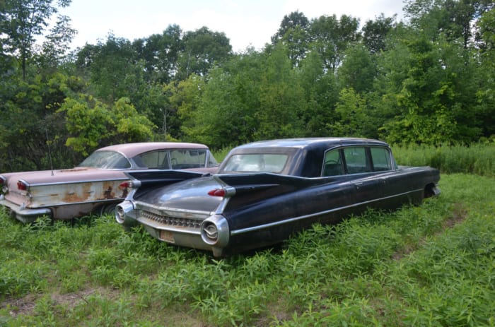  This 1959 Cadillac Series Seventy-Five is certainly good enough to be considered a project car. Itsold for $11,500.