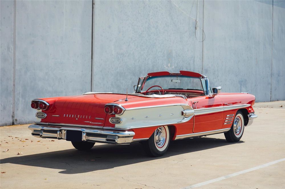 1958 Pontiac Bonneville 