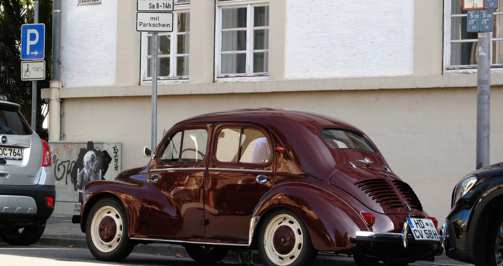 1958_Renault_4CV_rear