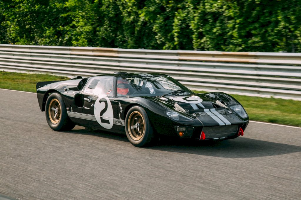 The-1966-Ford-GT40