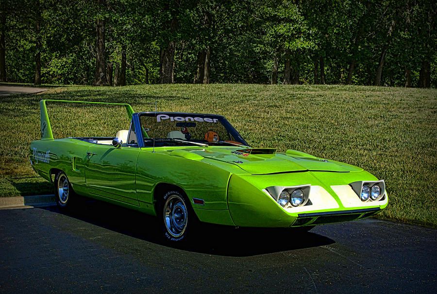 1970-Plymouth-Superbird