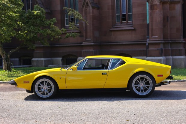 1974 DeTomaso Pantera