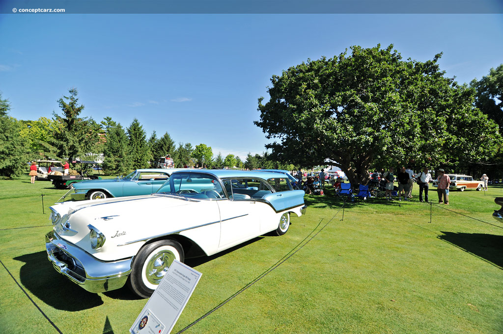 1957 Oldsmobile Super Eighty-Eight photo