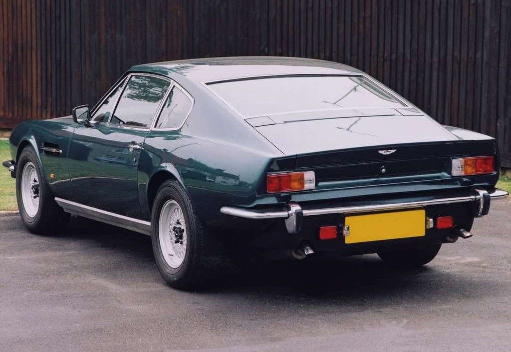 Aston_Martin-V8_Vantage-1977-1