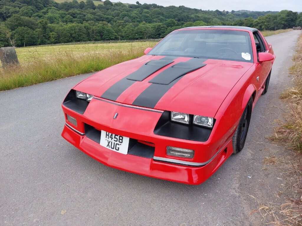 Camaro RS Red