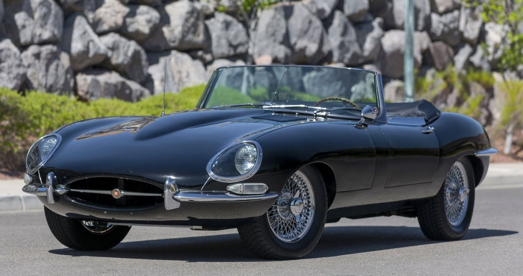 Jaguar E-Type - Front