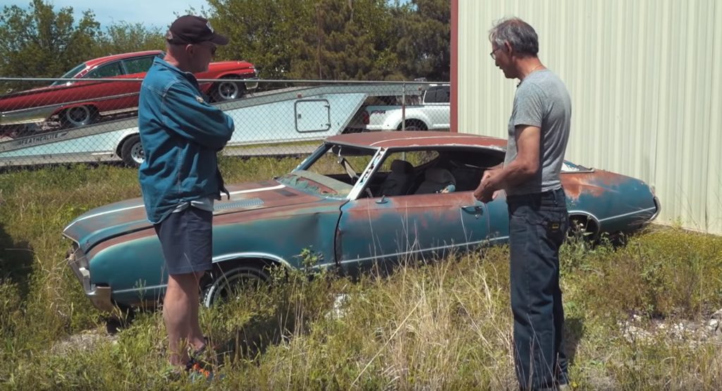 Barn Find Hunter Unearths Amazing Muscle Car Collection In Texas | Carscoops