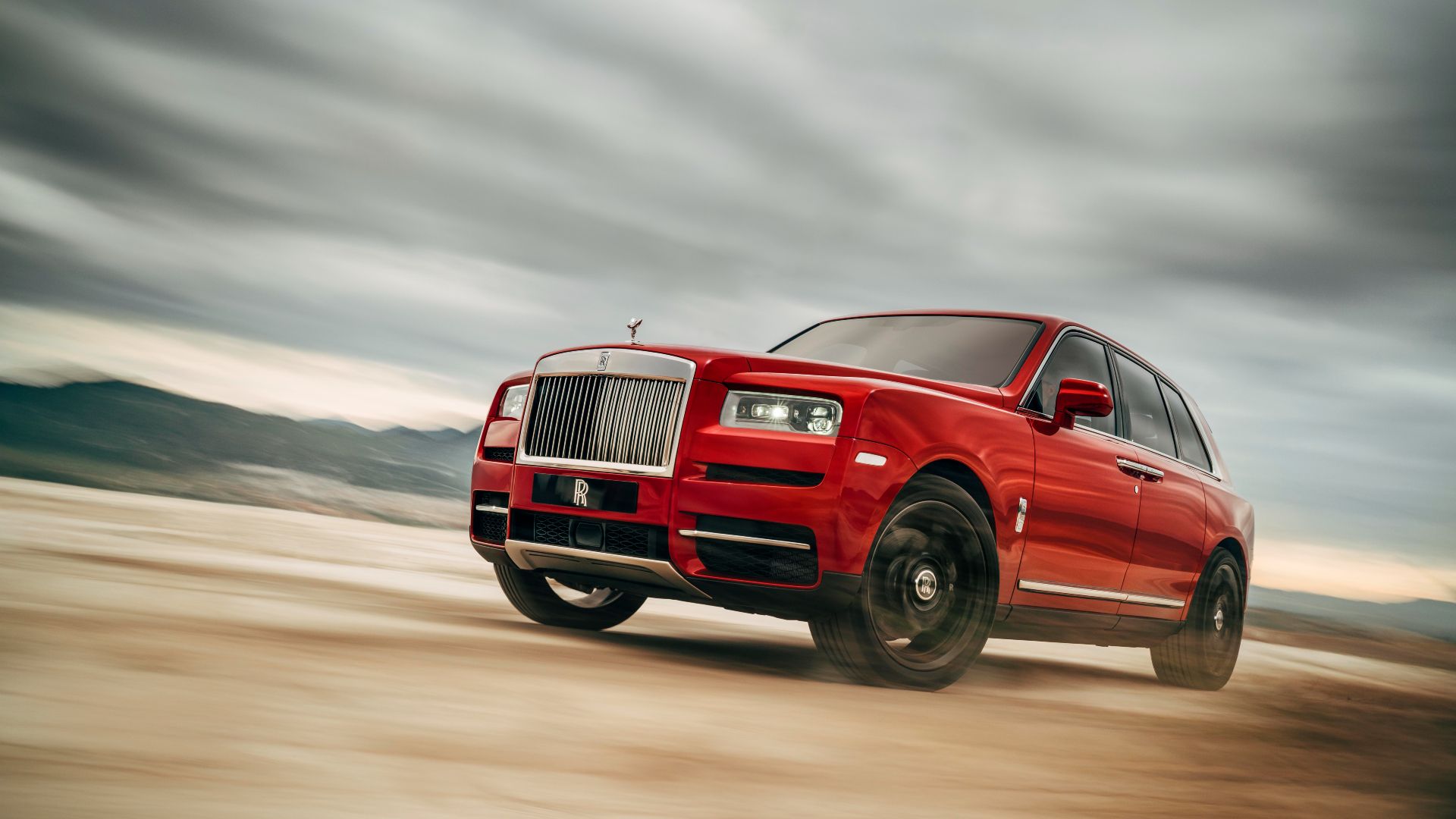 Red Rolls-Royce Cullinan