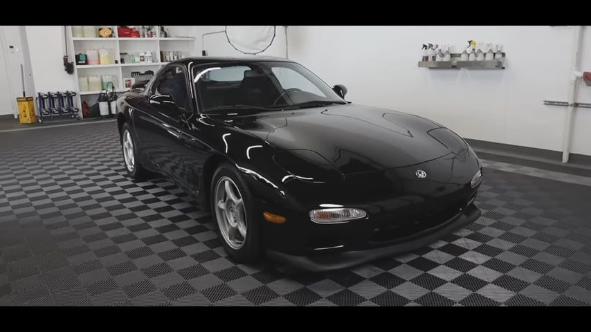 Mazda RX-7 clean 